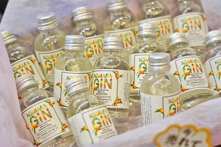 KOMASA GINのミニボトル